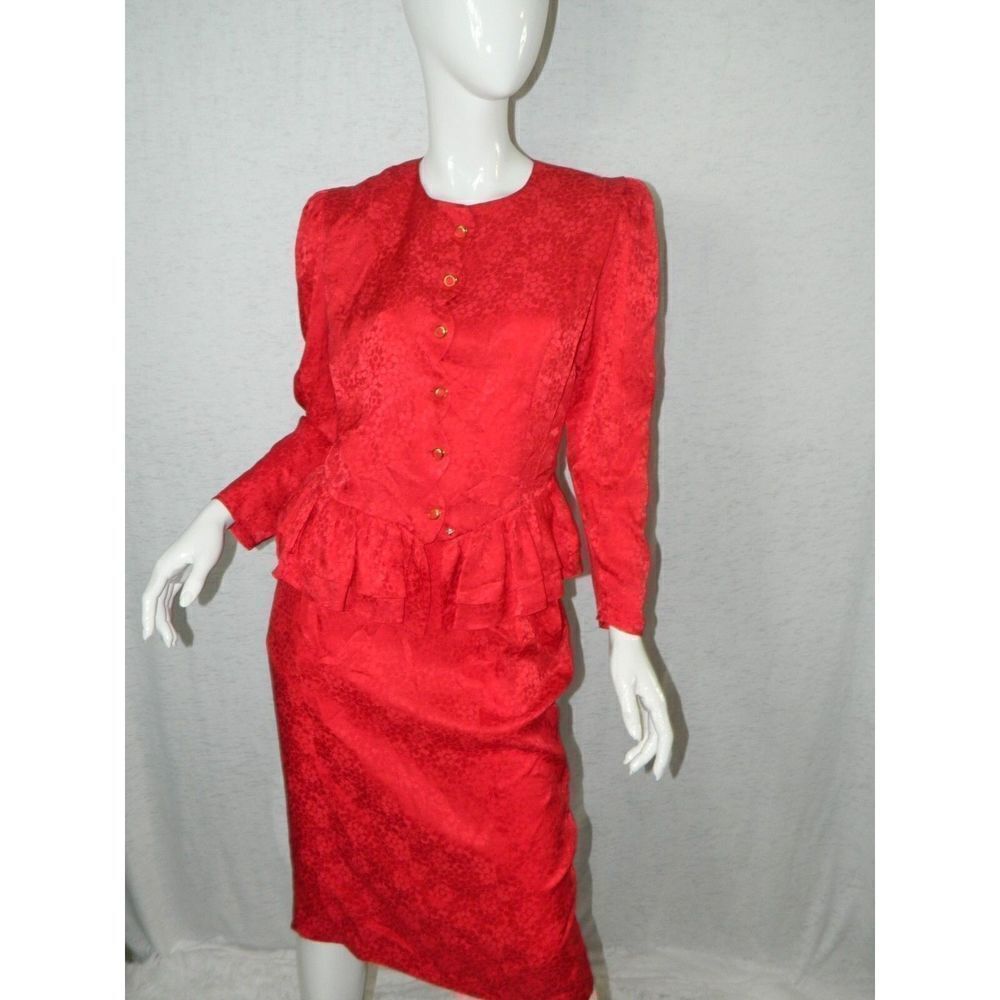 ARGENTI Suit Top Skirt Set Vintage Red 100% Silk ‎ Peplum Ruffle  Size 8 Pettie